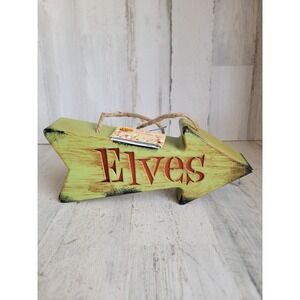 Cracker barrel elves arrow pointing LED sign Xmas hanging home decor unique
